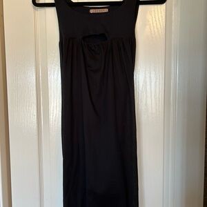 Black Sleeveless Dress